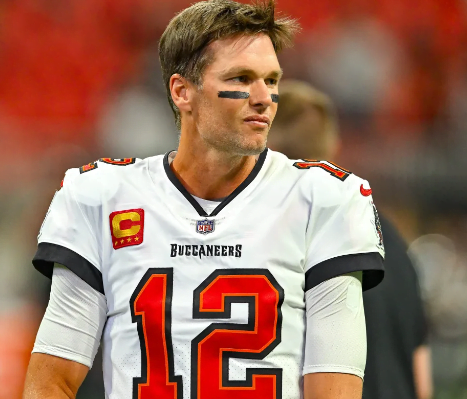 Tom Brady Cashes in on Buccaneers' New Creamsicle Jerseys - Tampa